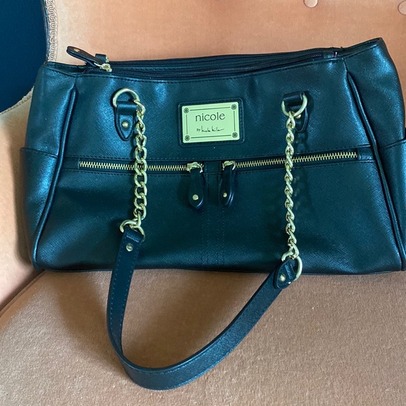 Nicole by Nicole Miller handbag. NWOT in black saffiano-type finish. - Picture 2 of 11